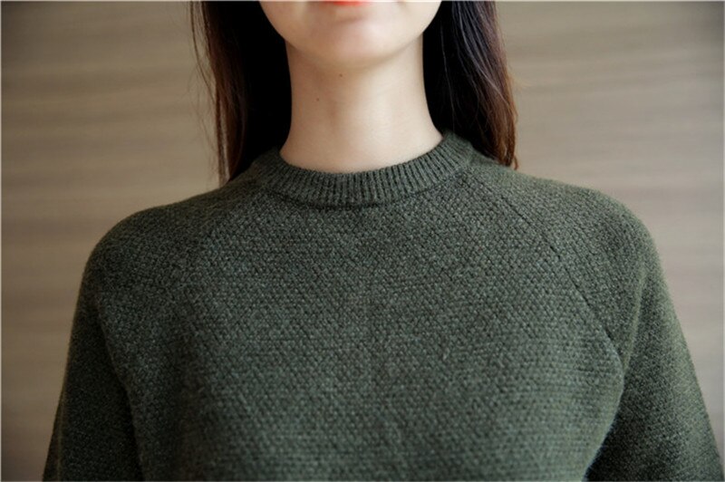 Women Sweaters And Pullovers (Minimum order 500 pieces each color & design) Women Sweaters And Pullovers (Minimum order 500 pieces each color & design)