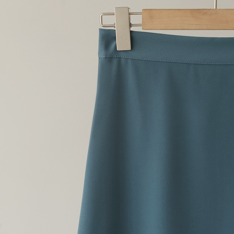 Bornladies New Arrival Autumn Winter Solid Casual Elegant Blue and Black Color Skirts for Women Party Work (Minimum order 100 pieces each design) Bornladies New Arrival Autumn Winter Solid Casual Elegant Blue and Black Color Skirts for Women Party Work (Minimum order 100 pieces each design)