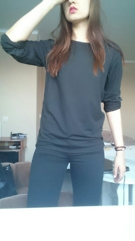 Men's T shirt 3 Basic colors (Minimum order 100 pieces each color )