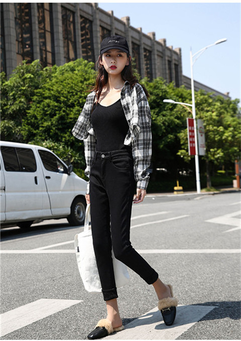 Winter Warm Jeans Woman (Minimum order 200 pieces each color)