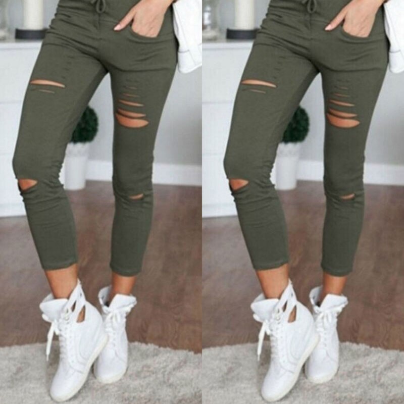 New ripped jeans for women (Minimum order 200 pieces each design)
