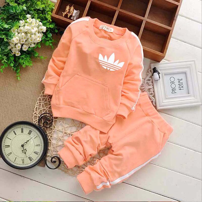 Brand Baby Clothes Suits Causal Baby Girls & Boys (Minimum order 500 set each color)