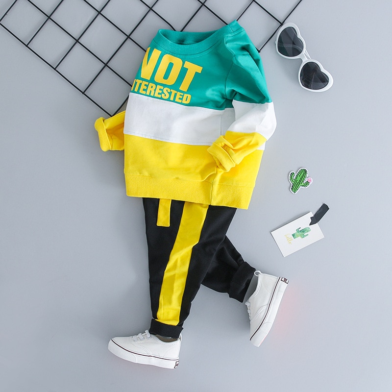 Autumn Winter Newborn Clothes For Baby Boys & Girls (Minimum order 500 pair each color & design) Autumn Winter Newborn Clothes For Baby Boys & Girls (Minimum order 500 pair each color & design)